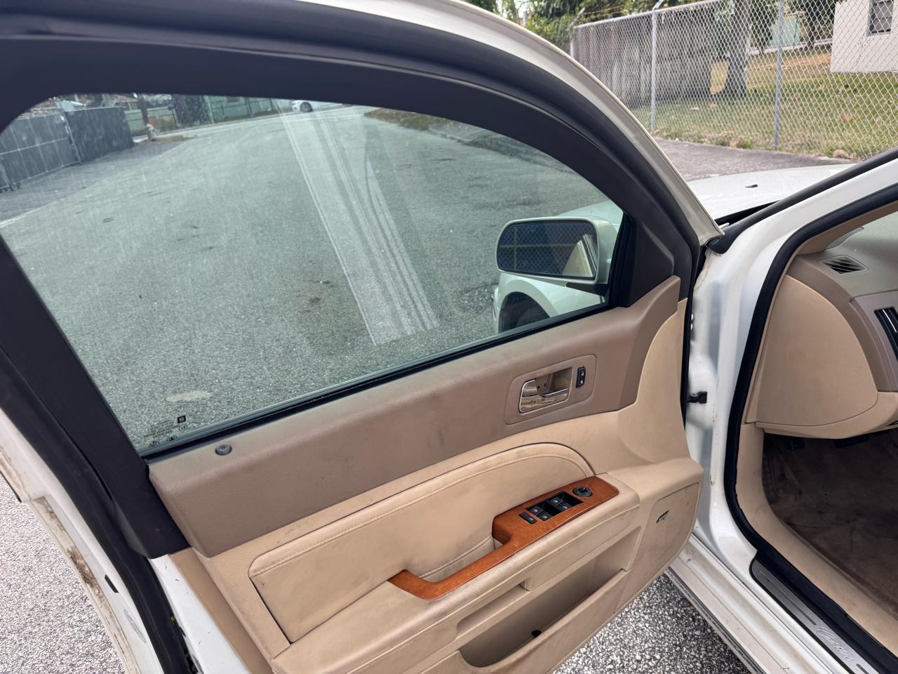 Cadillac STS V6 2010