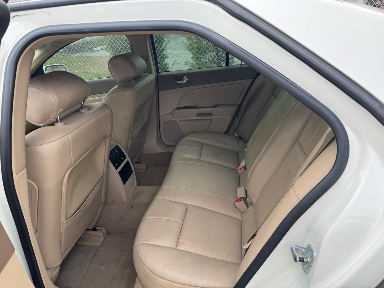 Cadillac STS V6 2010