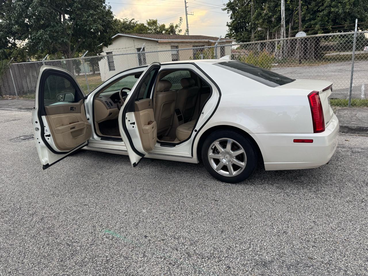 Cadillac STS V6 2010