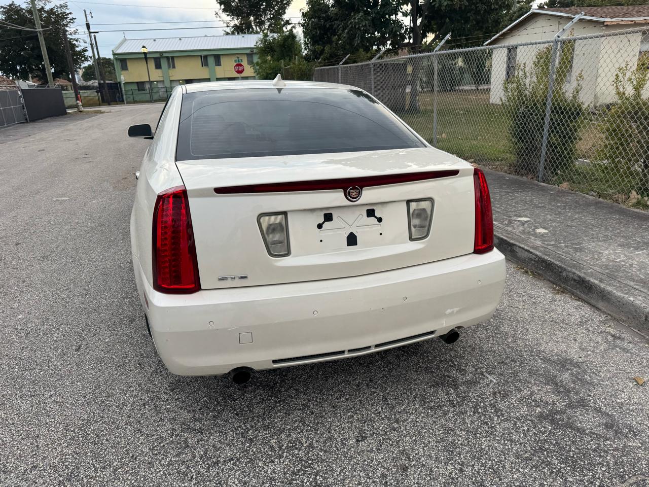 Cadillac STS V6 2010