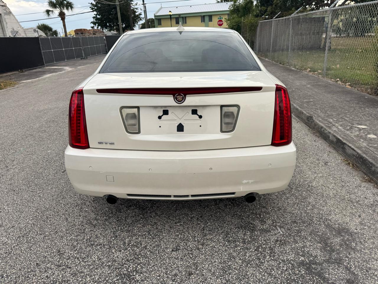 Cadillac STS V6 2010