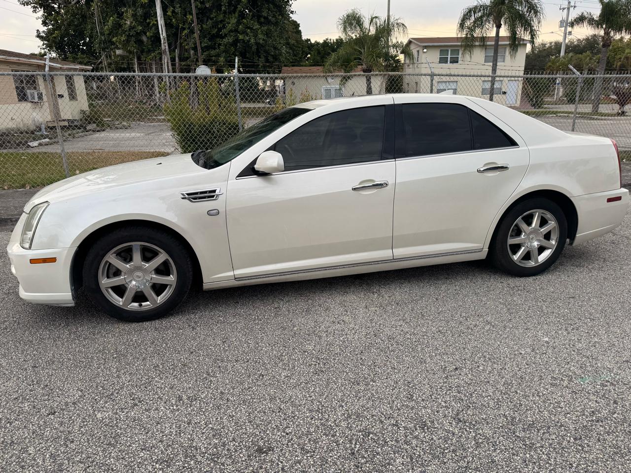 Cadillac STS V6 2010