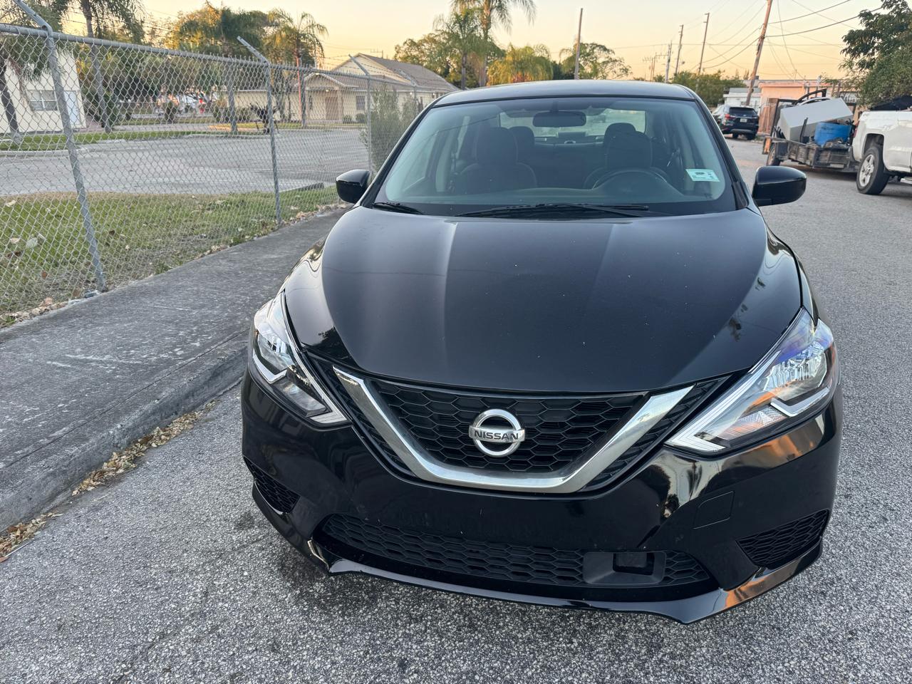 Nissan Sentra S CVT 2018