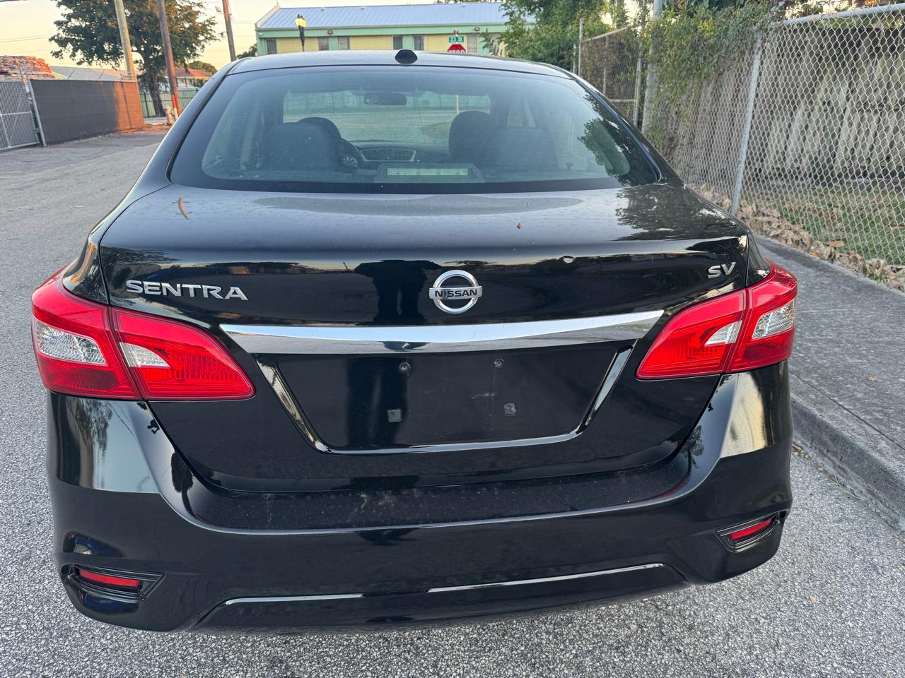 Nissan Sentra S CVT 2018