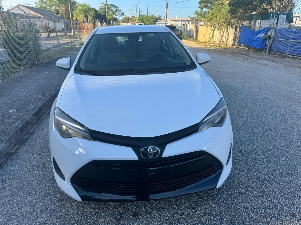 Toyota Corolla LE CVT 2017