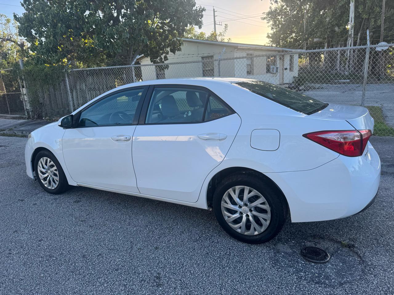 Toyota Corolla LE CVT 2017