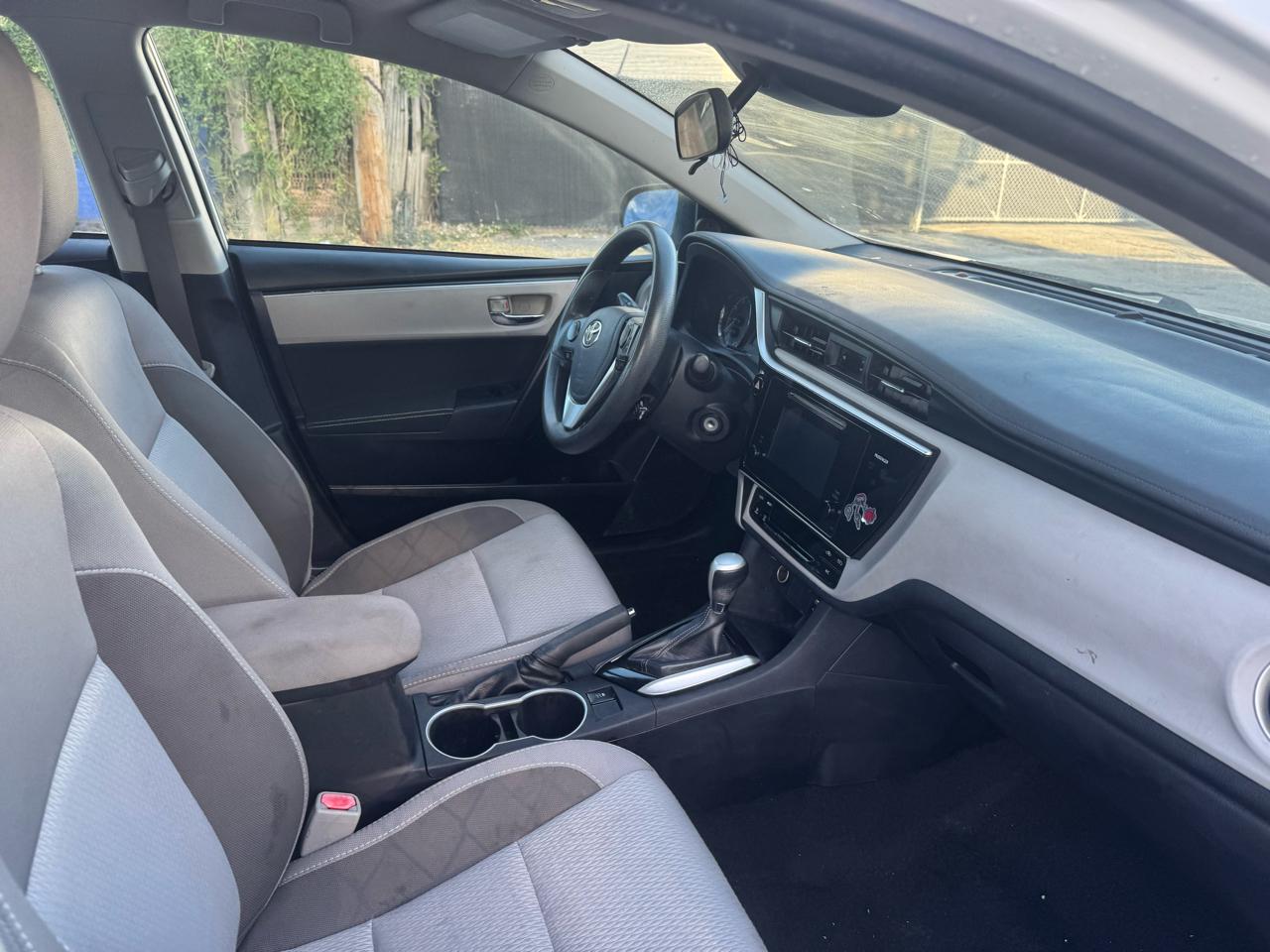 Toyota Corolla LE CVT 2017