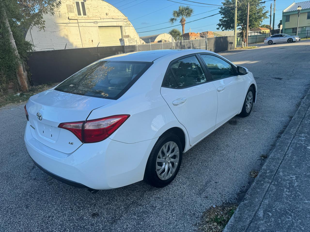 Toyota Corolla LE CVT 2017