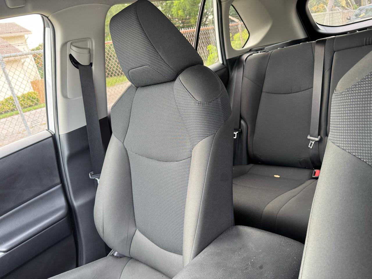 Toyota RAV4 LE 2024
