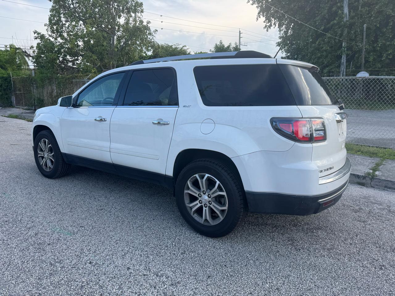 GMC Acadia SLT-1 FWD 2015
