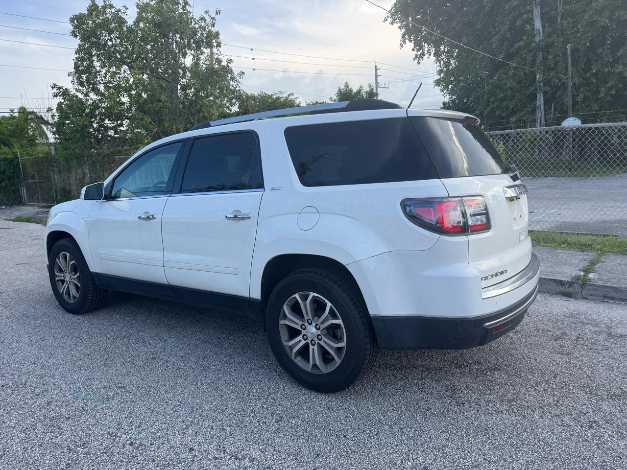GMC Acadia SLT-1 FWD 2015