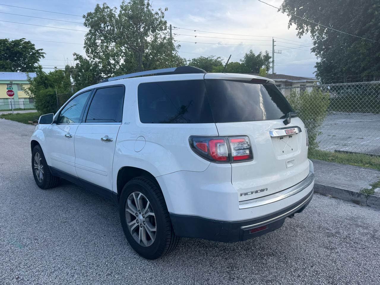 GMC Acadia SLT-1 FWD 2015