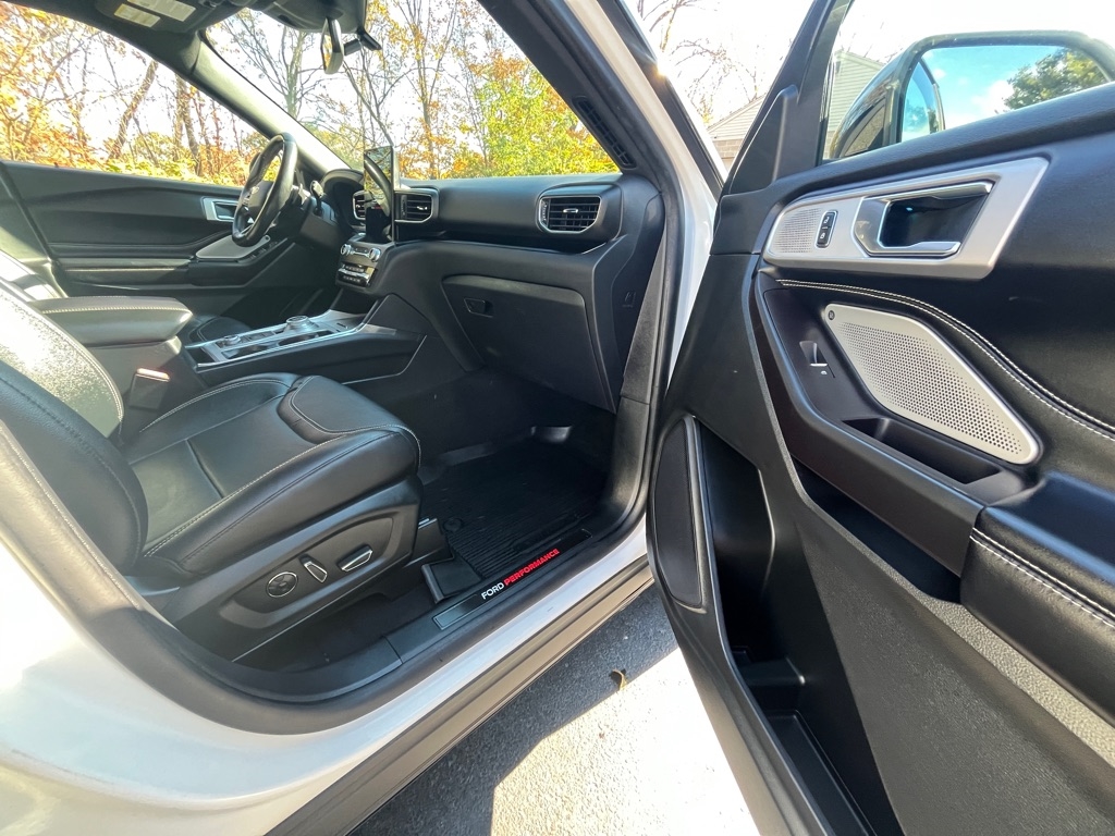 Ford Explorer  2020 Ford Explorer  2020