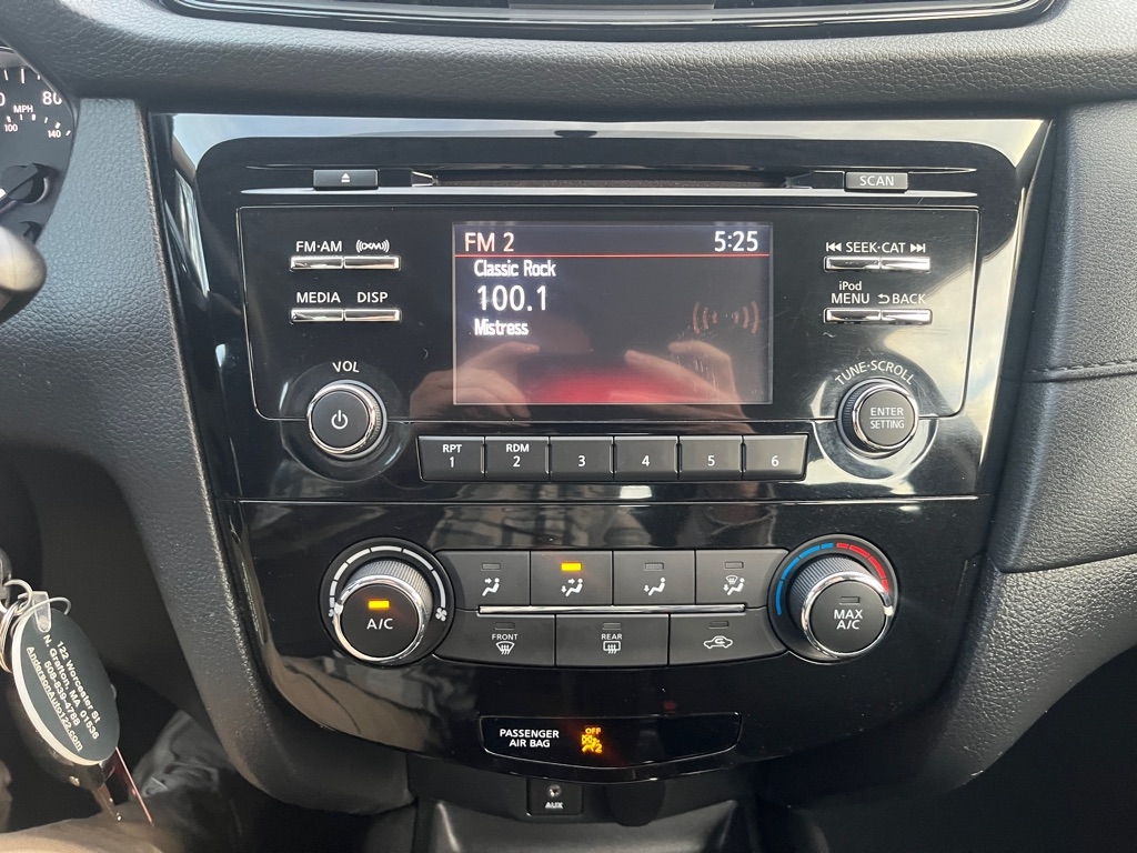 Nissan Rogue  2017 Nissan Rogue  2017