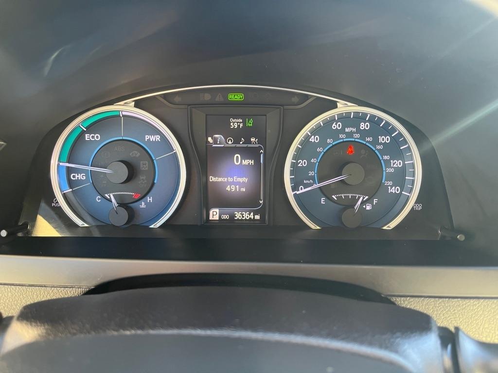 Toyota Camry Hybrid  2015