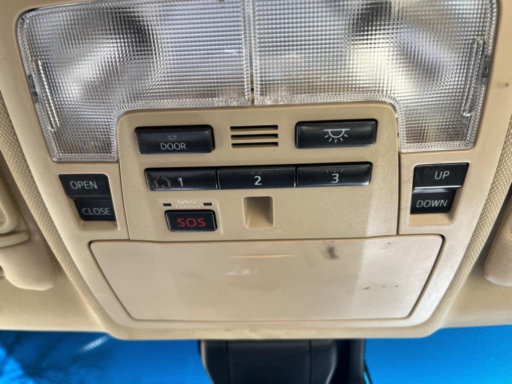 Toyota Camry Hybrid  2015