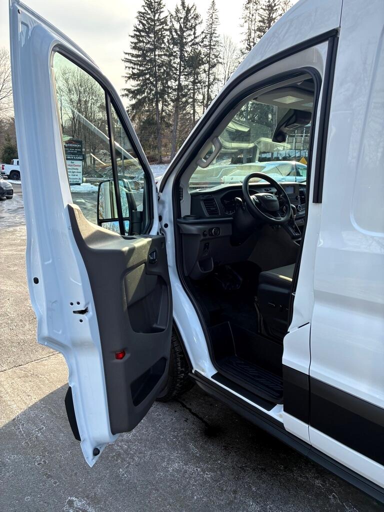 Ford Transit  2024