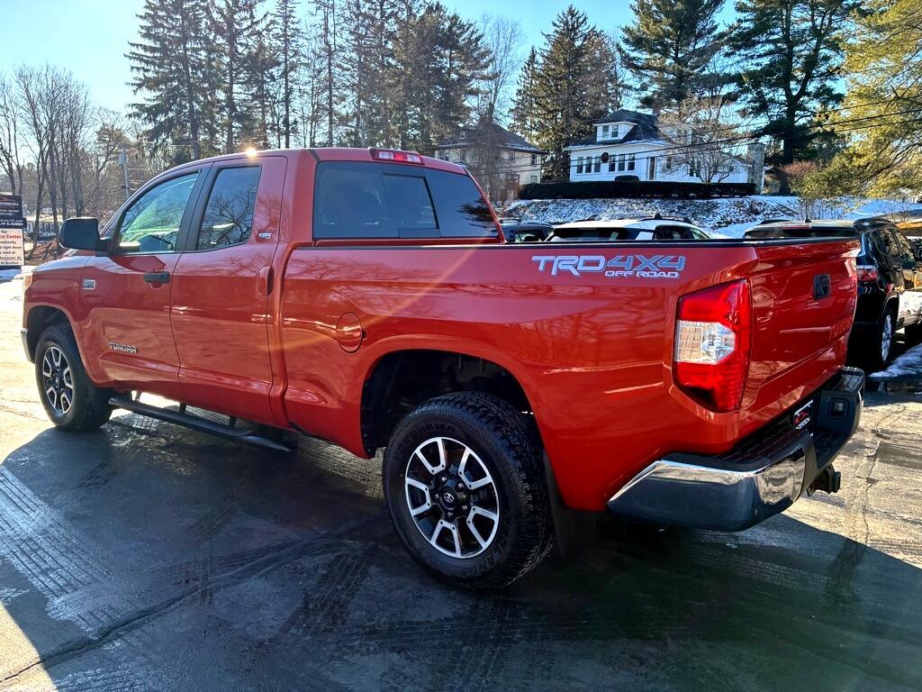 Toyota Tundra  2016