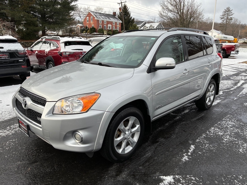 Toyota RAV4  2010