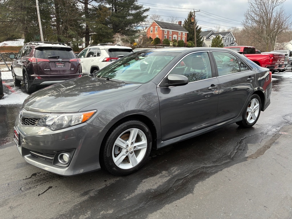 Toyota Camry  2012