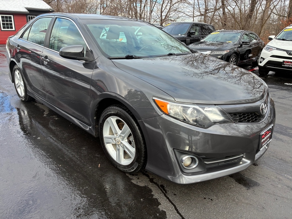 Toyota Camry  2012