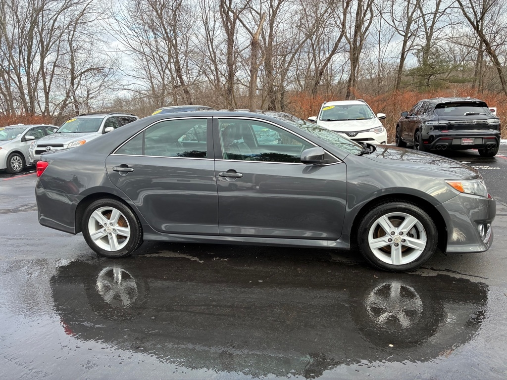 Toyota Camry  2012