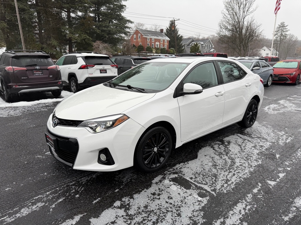 Toyota Corolla  2016
