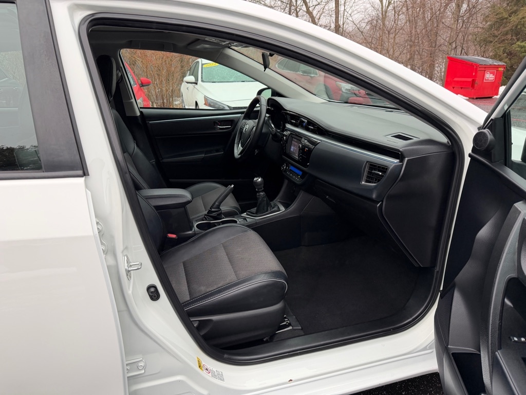 Toyota Corolla  2016