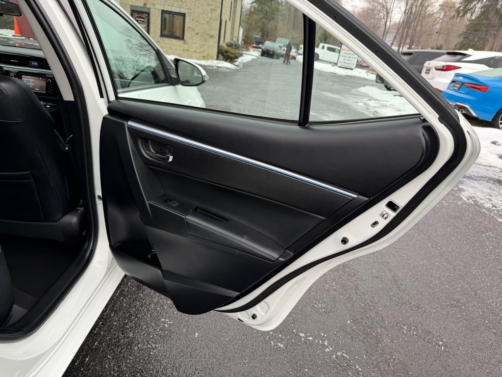 Toyota Corolla  2016