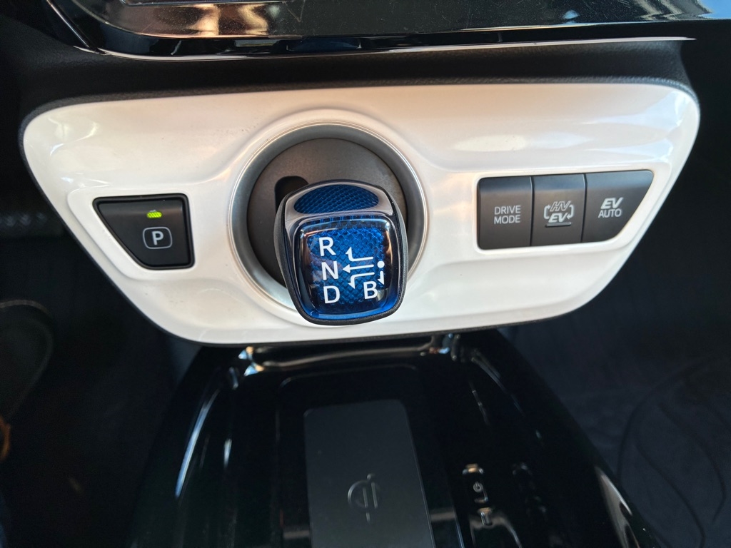 Toyota Prius Prime  2017