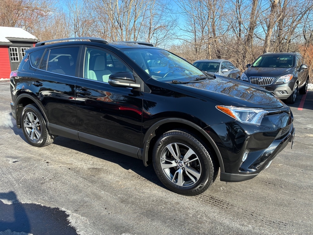 Toyota RAV4  2018
