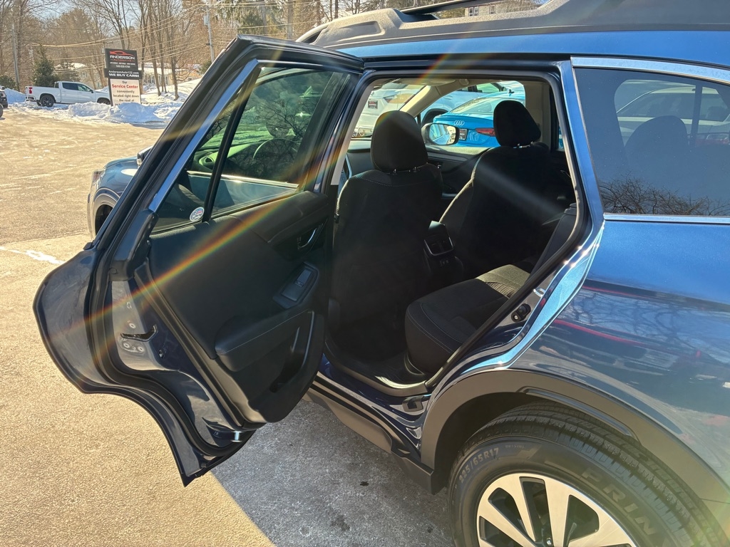 Subaru Outback  2022