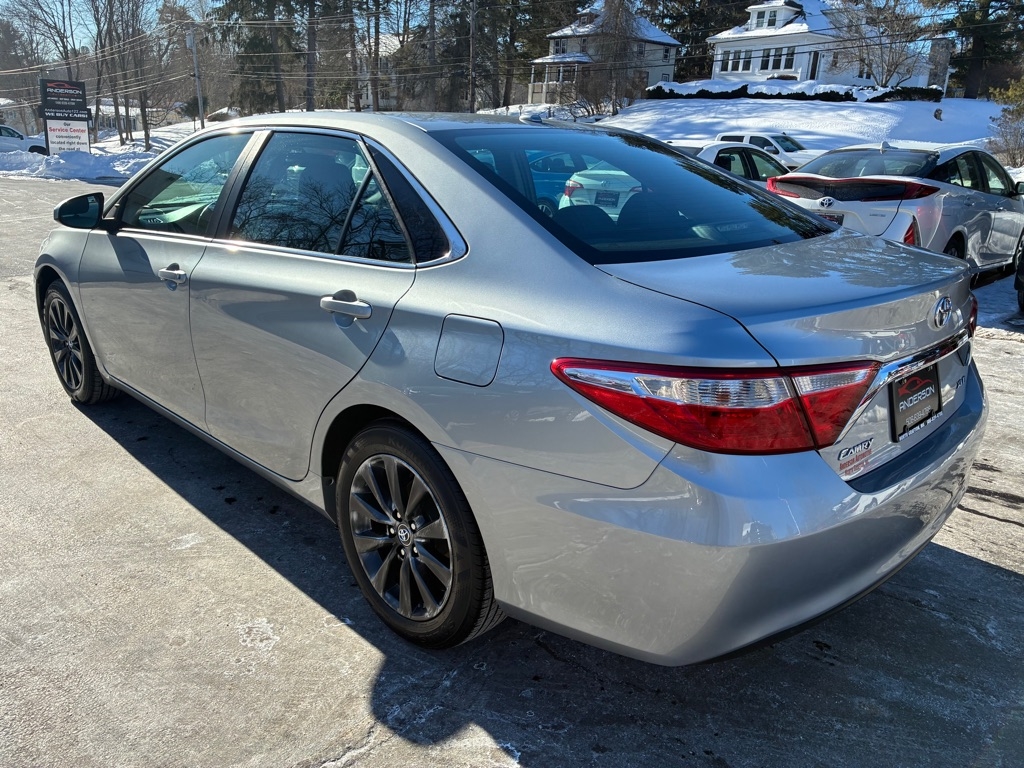 Toyota Camry  2016