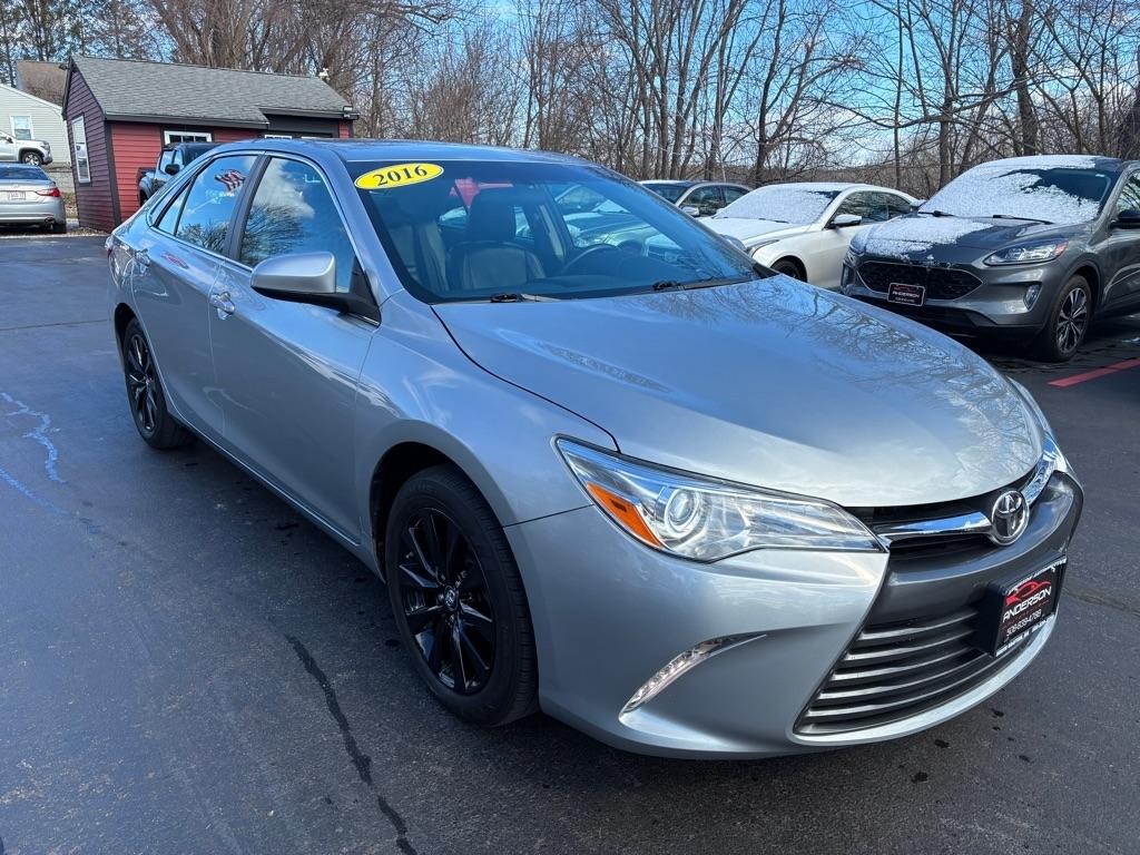 Toyota Camry  2016