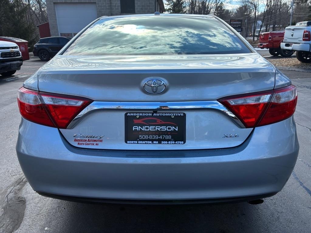 Toyota Camry  2016