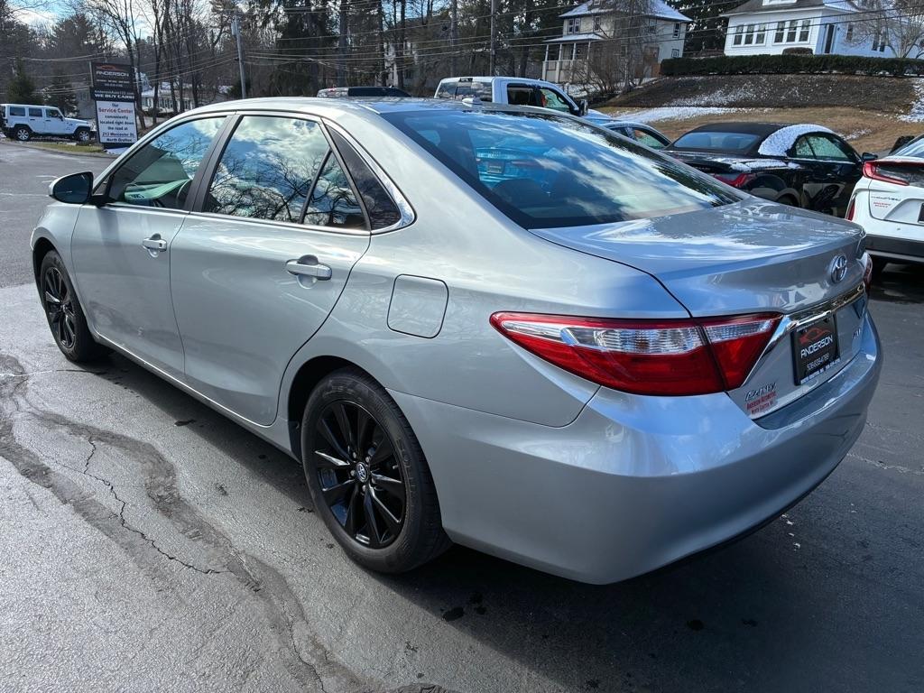 Toyota Camry  2016