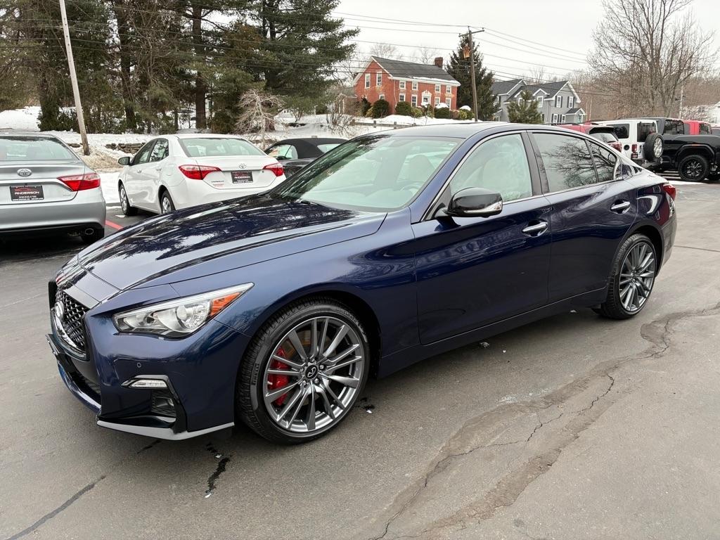 Infiniti Q50  2021