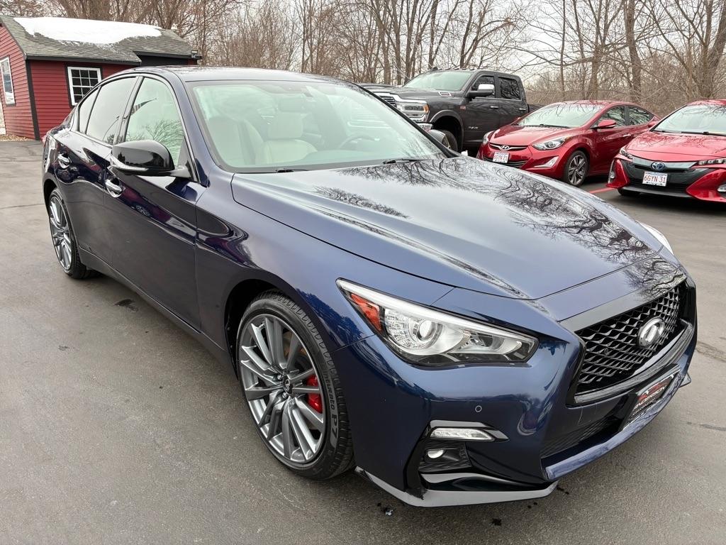 Infiniti Q50  2021