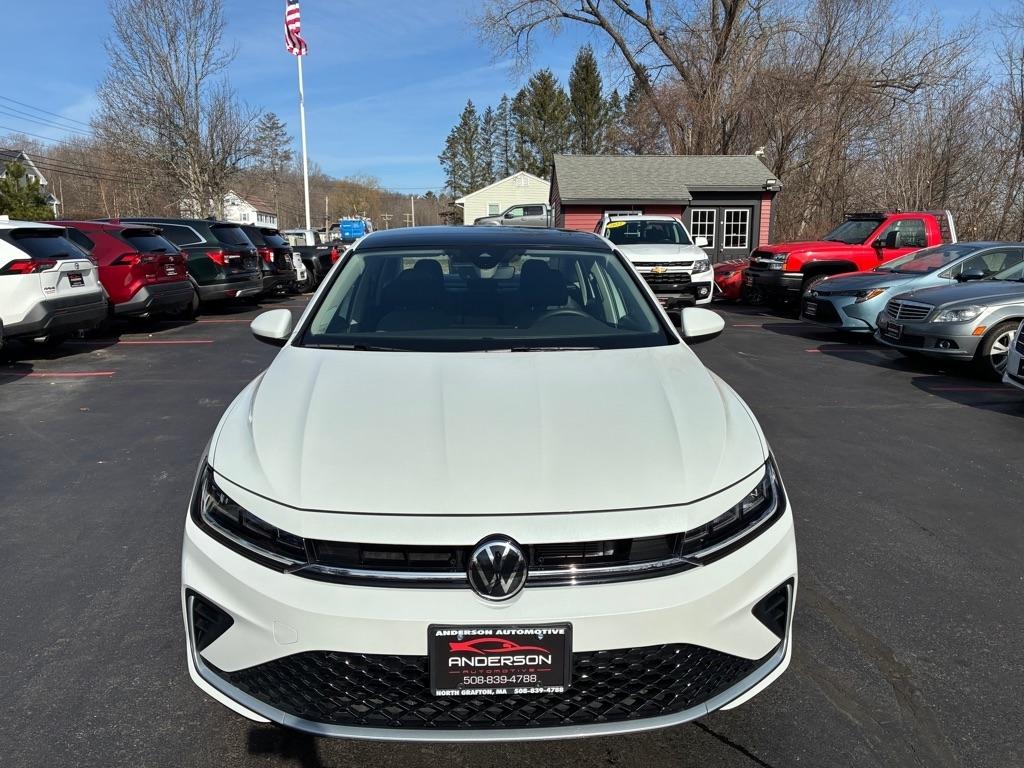 Volkswagen Jetta  2025