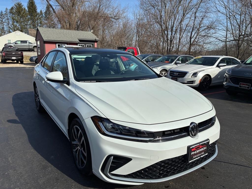 Volkswagen Jetta  2025