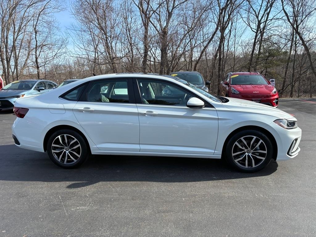 Volkswagen Jetta  2025