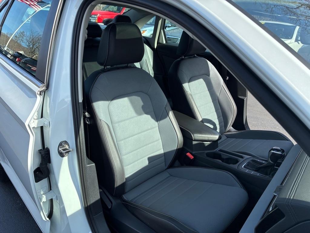 Volkswagen Jetta  2025