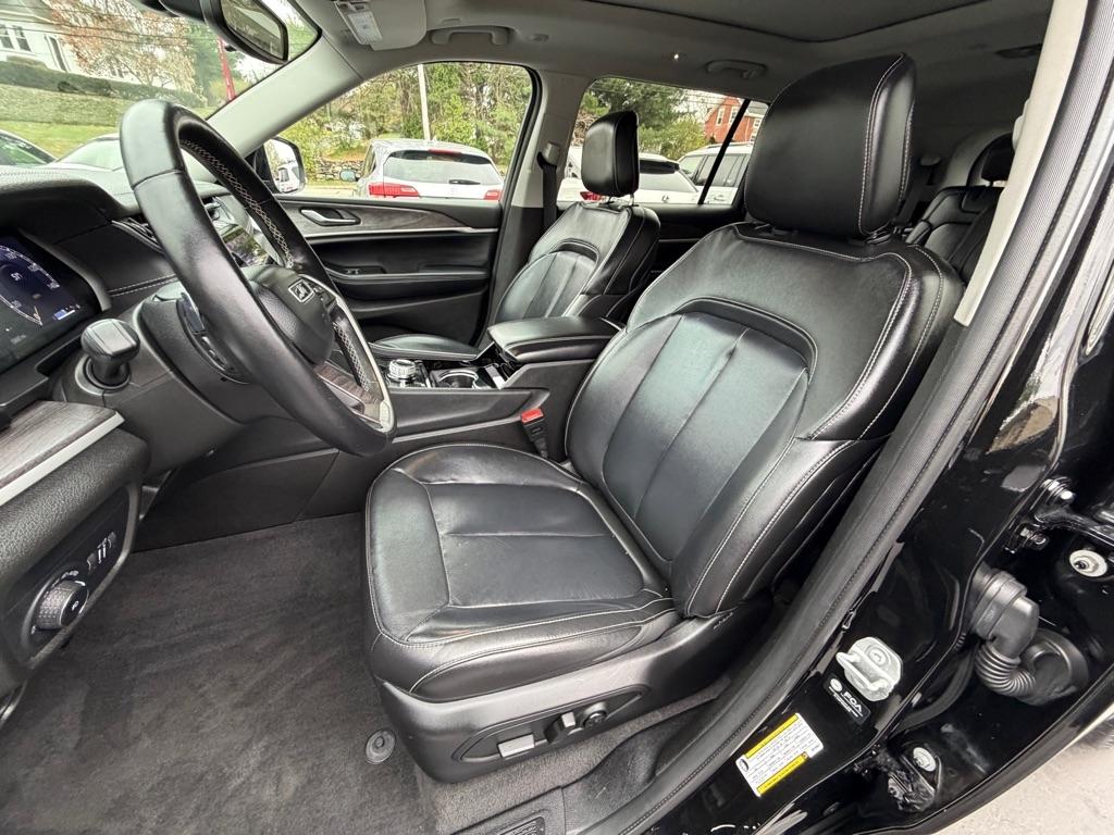 Jeep Grand Cherokee  2021