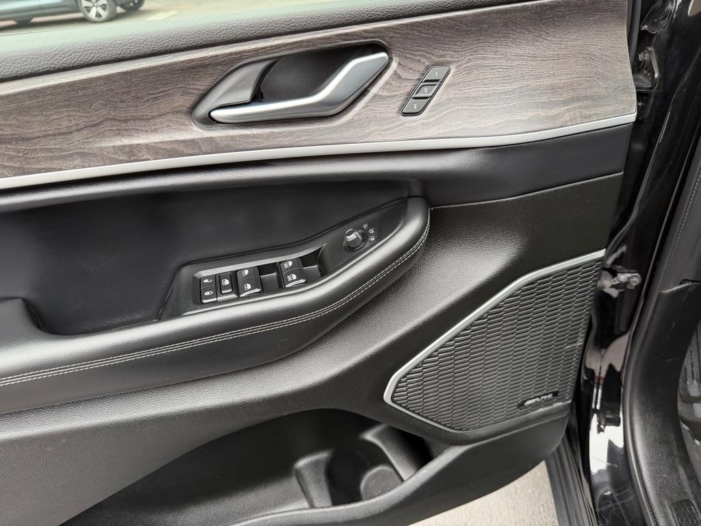 Jeep Grand Cherokee  2021