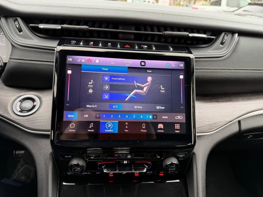 Jeep Grand Cherokee  2021