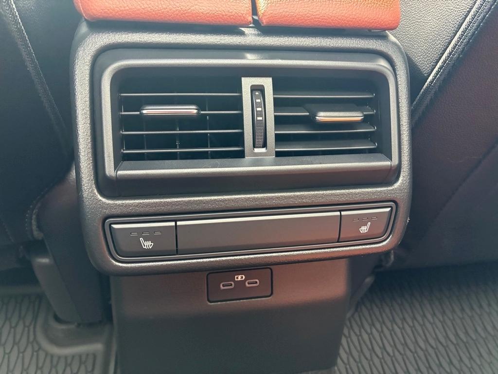 Mazda CX-50  2025