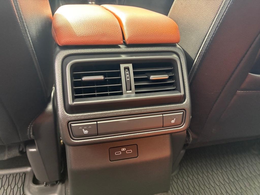 Mazda CX-50  2025