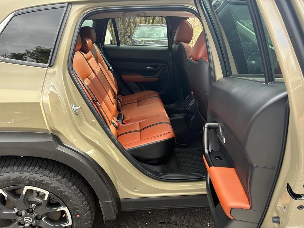 Mazda CX-50  2025