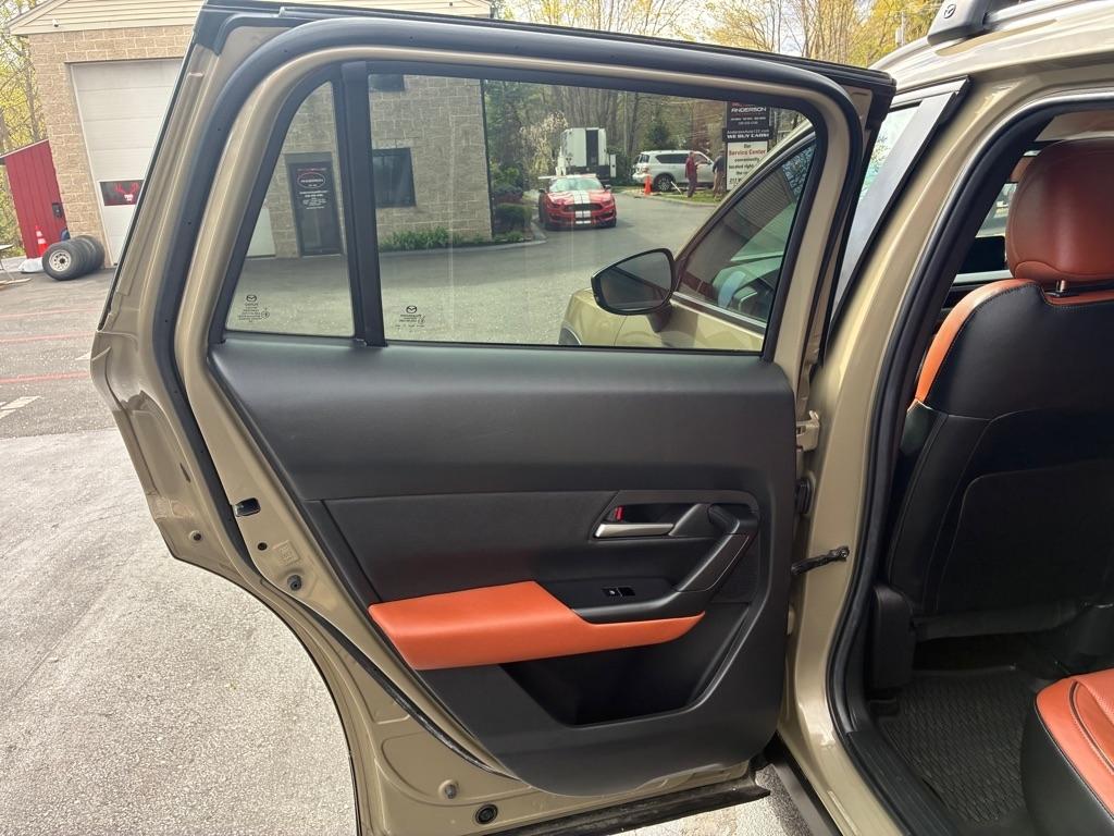 Mazda CX-50  2025