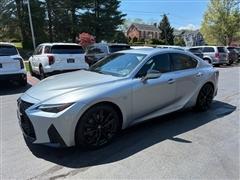 2022 Lexus IS 